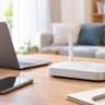 Wi-Fi 6とWi-Fi 5・6E・7の違いをイメージしたルーターとパソコン